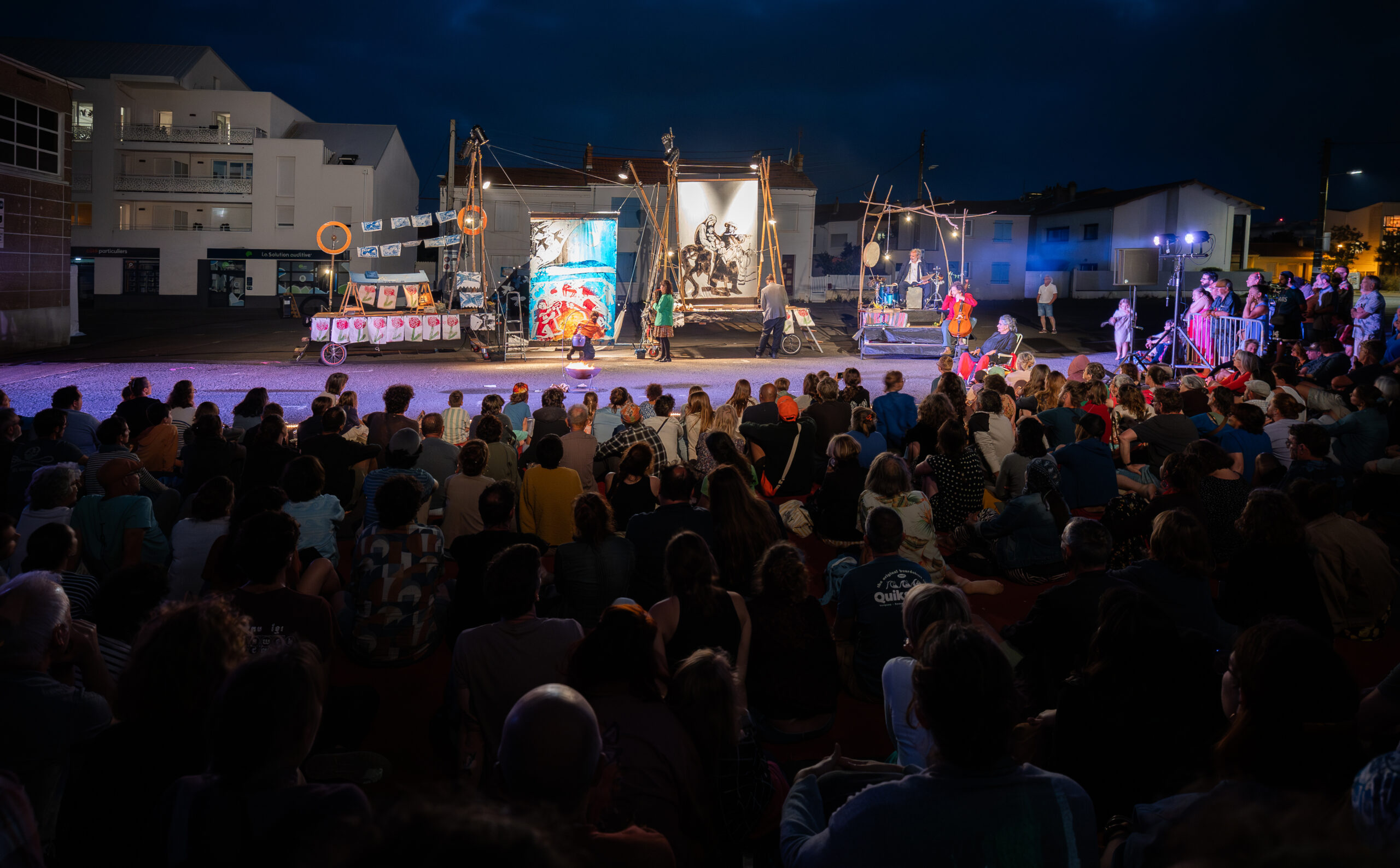 Roses rouges, le temps d'un bivouac, Festival Sur le Pont, La Rochelle, 30 mai 2026, Matthieu Vouzelaud